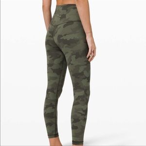 🍋 Lululemon 🍋 25” Align Leggings in Heritage Camo